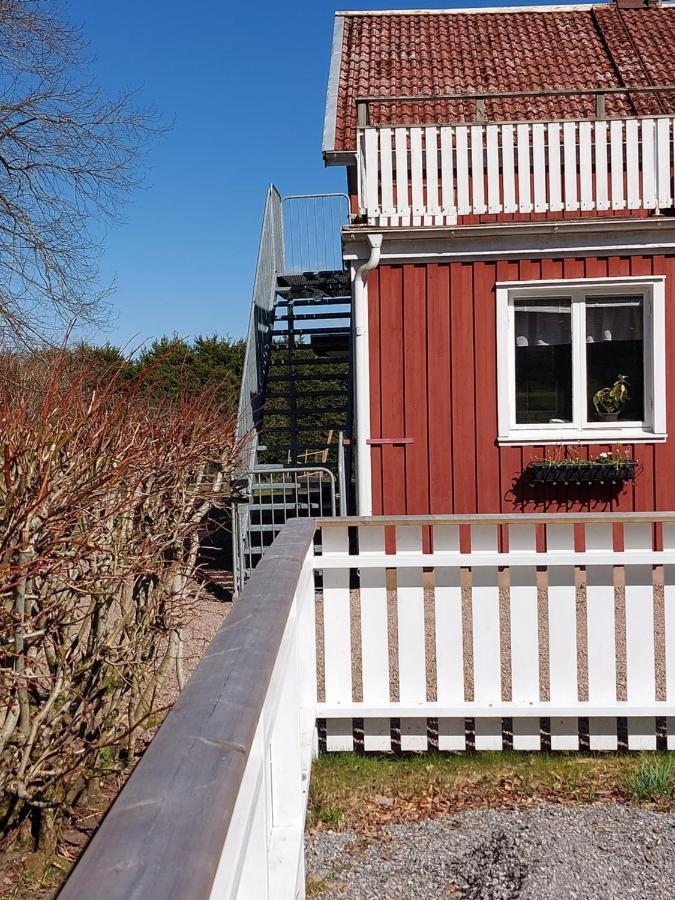 Flora Dekor Gaestgard, Lenagarden Guest House Alingsås Exterior photo