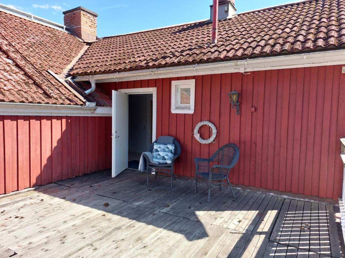 Flora Dekor Gaestgard, Lenagarden Guest House Alingsås Exterior photo
